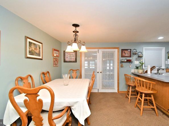 532 Sherwood Lane, Hatboro PA 19040