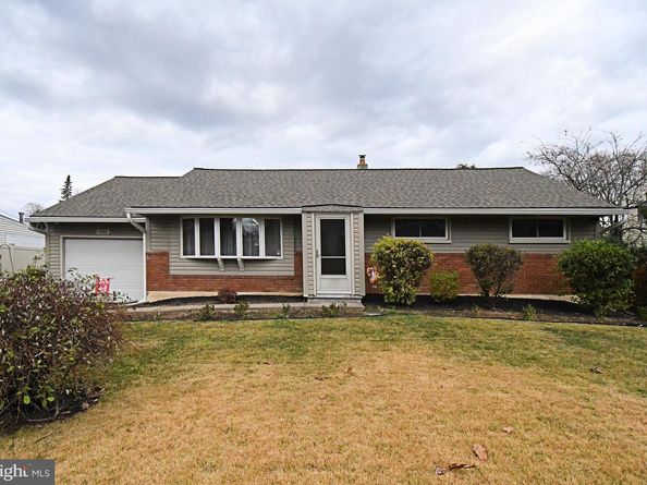 532 Sherwood Lane, Hatboro PA 19040