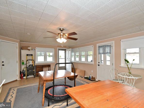 532 Sherwood Lane, Hatboro PA 19040