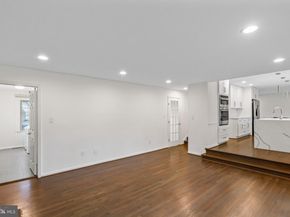 9312 Sprinklewood Lane, Potomac MD 20854