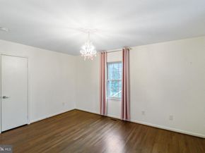 9312 Sprinklewood Lane, Potomac MD 20854