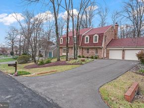 9312 Sprinklewood Lane, Potomac MD 20854
