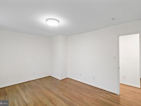 9312 Sprinklewood Lane, Potomac MD 20854