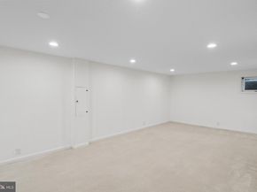 9312 Sprinklewood Lane, Potomac MD 20854