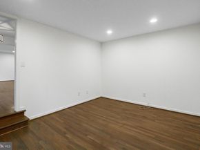 9312 Sprinklewood Lane, Potomac MD 20854