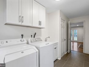 9312 Sprinklewood Lane, Potomac MD 20854