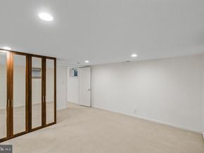 9312 Sprinklewood Lane, Potomac MD 20854