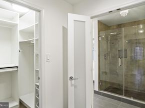 9312 Sprinklewood Lane, Potomac MD 20854