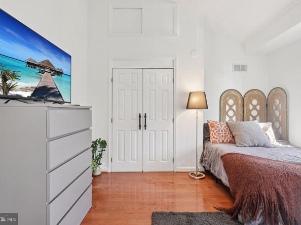 908 N Orianna Street, Philadelphia PA 19123