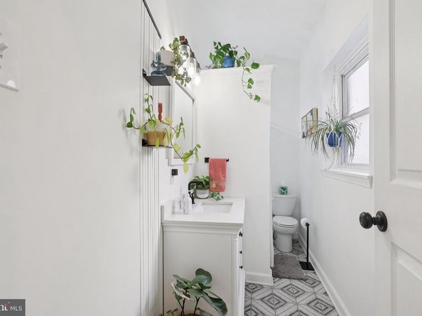 908 N Orianna Street, Philadelphia PA 19123