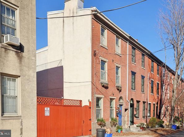 908 N Orianna Street, Philadelphia PA 19123