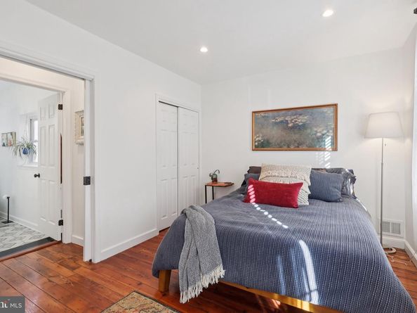 908 N Orianna Street, Philadelphia PA 19123