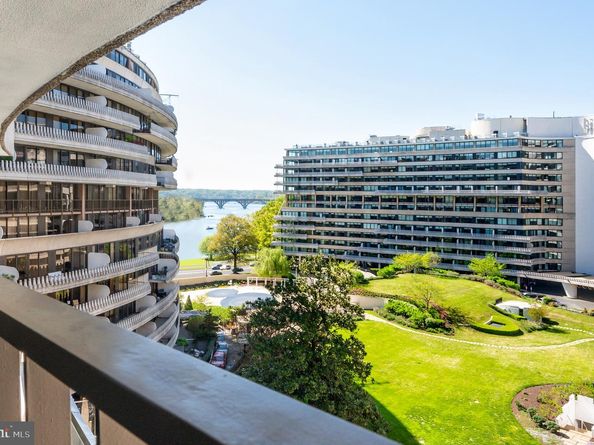 2500 Virginia Ave NW 714, Washington DC 20037