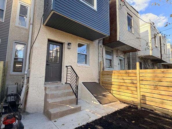 5436 Ridgewood Street, Philadelphia PA 19143