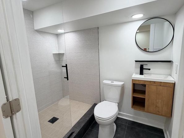 5436 Ridgewood Street, Philadelphia PA 19143