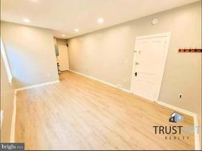 518 Solly Avenue, Philadelphia PA 19111