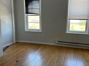 1850 E Madison Street, Philadelphia PA 19134