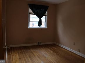 635 Colebrook Road, Philadelphia PA 19115