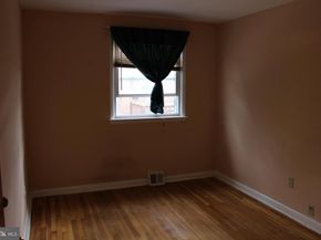 635 Colebrook Road, Philadelphia PA 19115