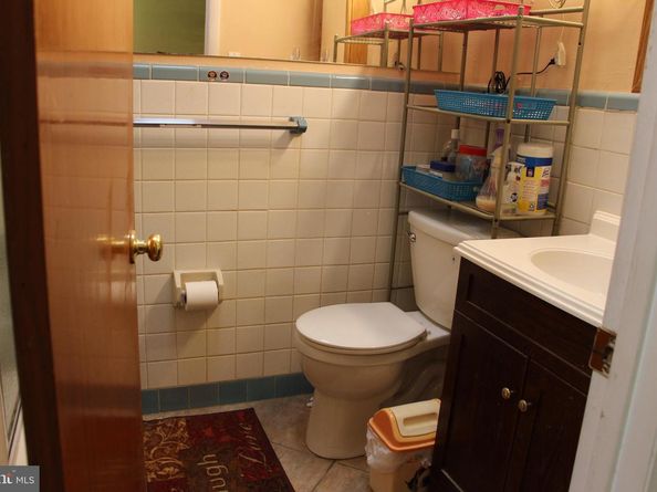 635 Colebrook Road, Philadelphia PA 19115