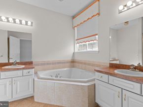 920 Nathaniel Trail, Warwick PA 18974