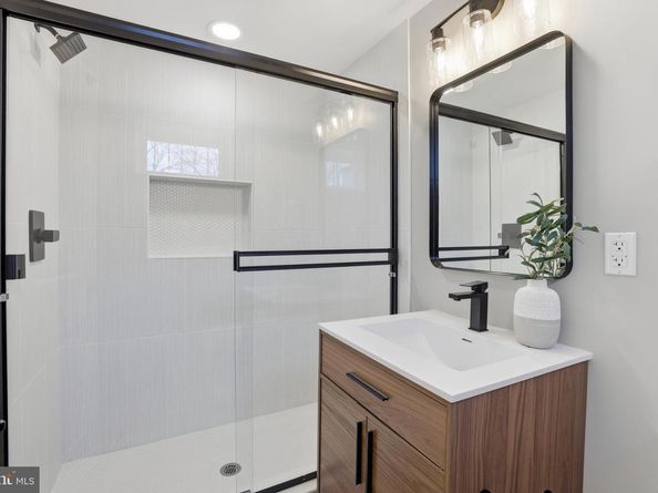 4816 8TH Street NE, Washington DC 20017