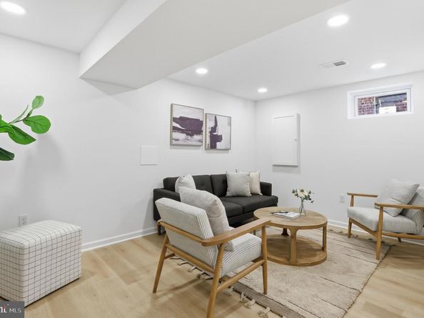 4816 8TH Street NE, Washington DC 20017