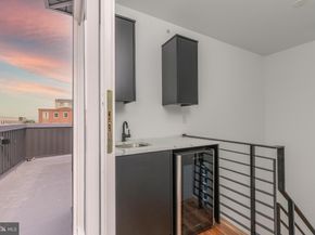 1111 E Dunton Street, Philadelphia PA 19123