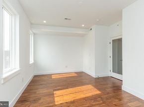 1111 E Dunton Street, Philadelphia PA 19123