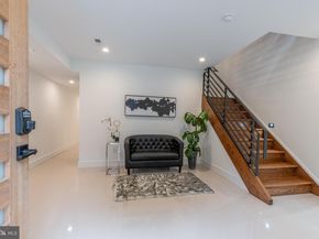 1111 E Dunton Street, Philadelphia PA 19123