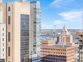 604 S Washington Square 2606, Philadelphia PA 19106