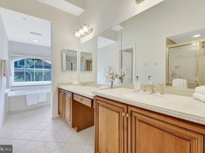 7749 Legere Court 42, Mclean VA 22102