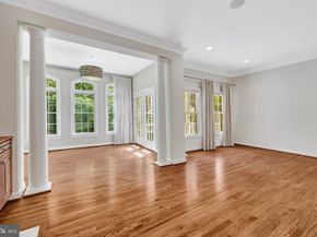 7749 Legere Court 42, Mclean VA 22102