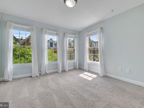 7749 Legere Court 42, Mclean VA 22102