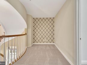 7749 Legere Court 42, Mclean VA 22102