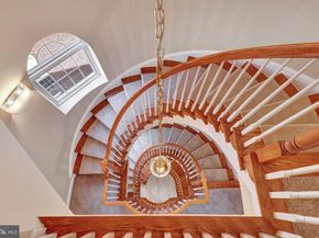 7749 Legere Court 42, Mclean VA 22102