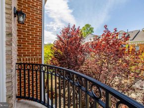 7749 Legere Court 42, Mclean VA 22102