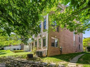 7749 Legere Court 42, Mclean VA 22102