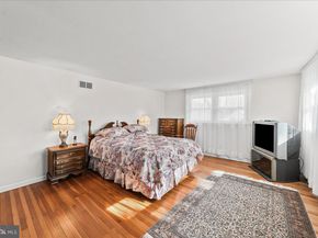 2509 Highland Avenue, Broomall PA 19008