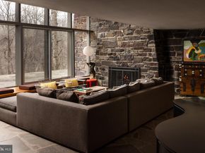 372 Brownsburg Road, Newtown PA 18940