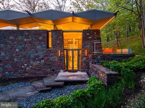 372 Brownsburg Road, Newtown PA 18940