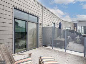 525 SW Water Street SW 404, Washington DC 20024