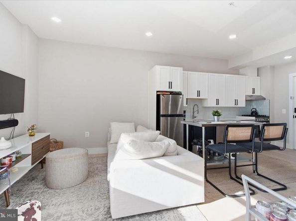 1028 Bladensburg Road NE 18, Washington DC 20002