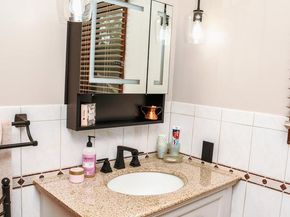 560 Lower Holland Road, Holland PA 18966