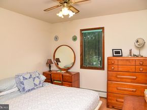 560 Lower Holland Road, Holland PA 18966
