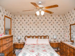 560 Lower Holland Road, Holland PA 18966