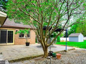 560 Lower Holland Road, Holland PA 18966