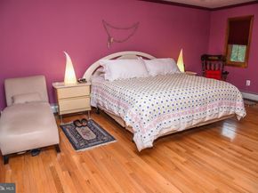 560 Lower Holland Road, Holland PA 18966