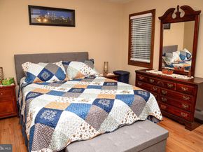 560 Lower Holland Road, Holland PA 18966