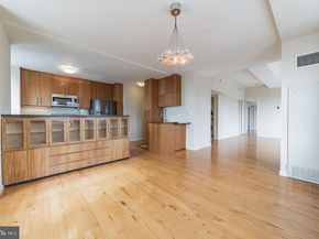 1425 Locust Street 28A, Philadelphia PA 19102